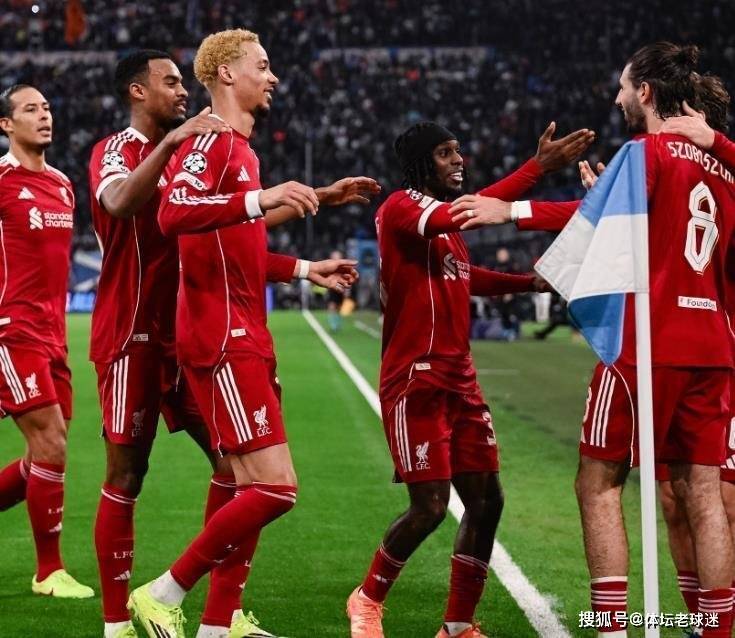 13场不败！欧洲五大联赛独一份，但是困扰利物浦的问题仍然没解决